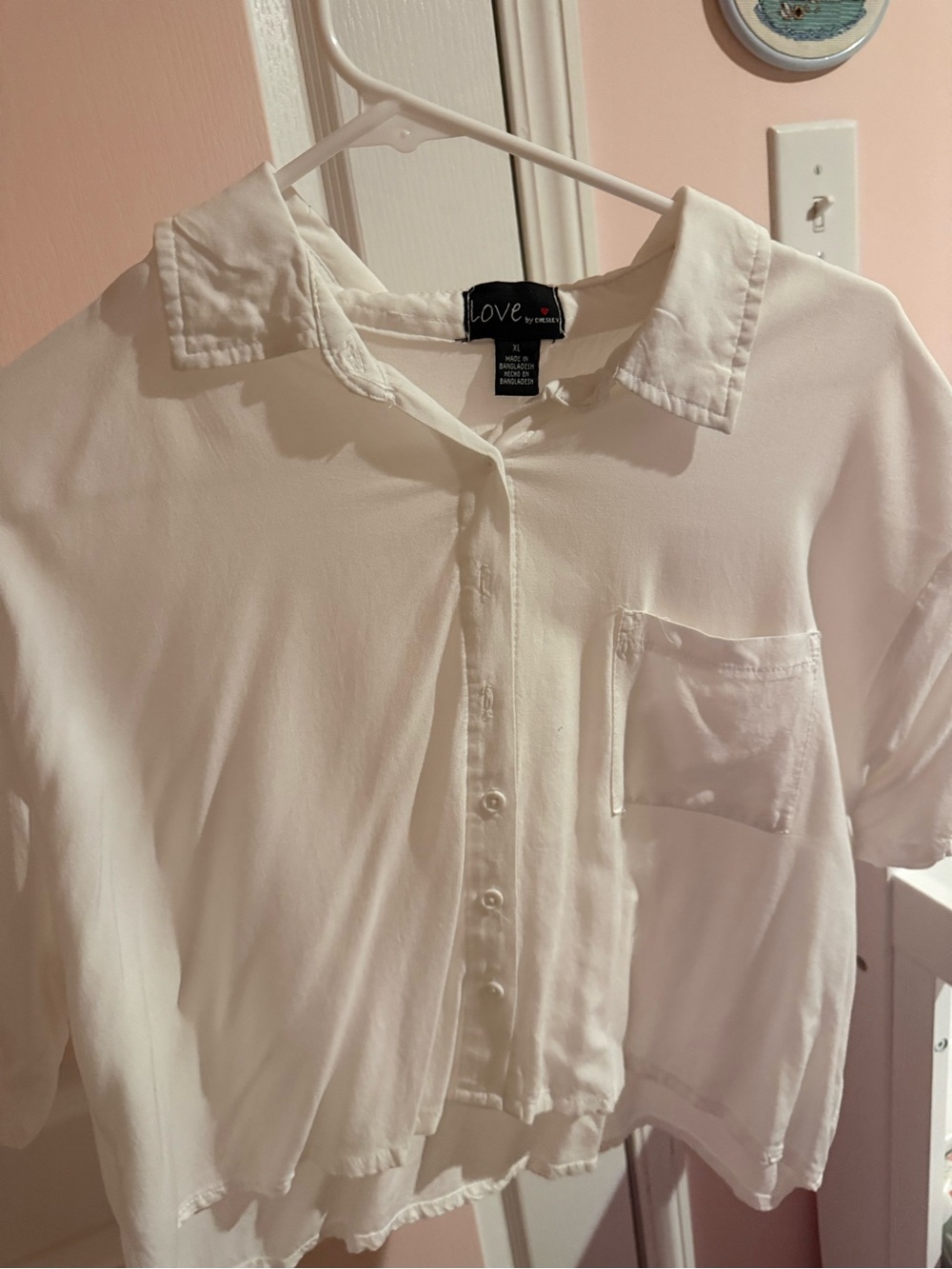 Love By Design White Button-Front Pocket Blouse
